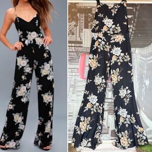 Flynn Skye  Black Floral Jumpsuit flare wide leg Size S Tall Sleeveless